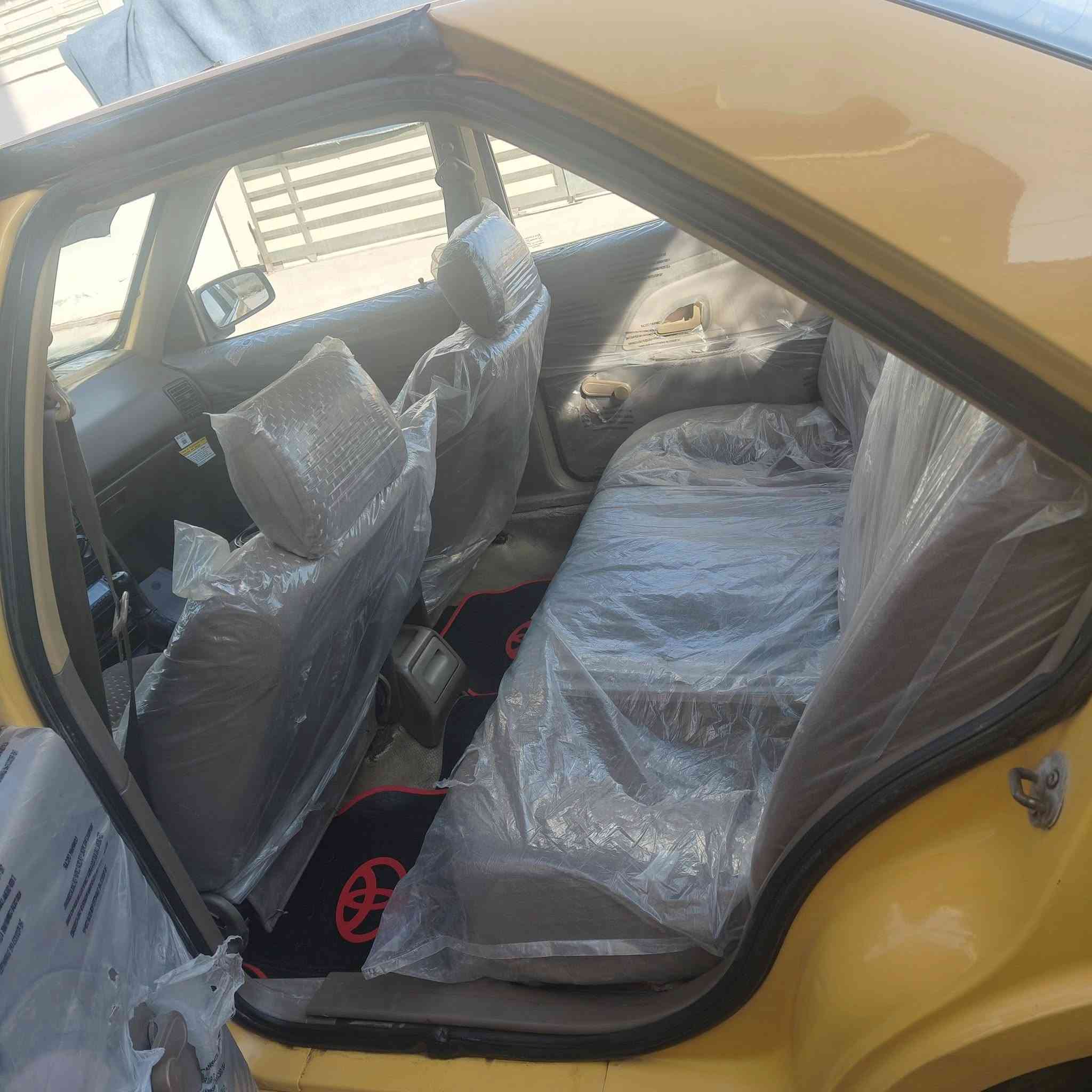 السلام عليكم بيجو 405 السياره مكفوله بيها تكحيل فقط بلدوسه الي وره الصدر مكينه وكير خير من الله السياره ماعوزها شي كبل للشارع موديل 15 كبل عقد مروري وتحويل مصفره من كلشي مكاني الدورة عارضها ب48وبيها مجال حك الجيه ممتواجد ع فيس هـ*********** متوفر واتساب
