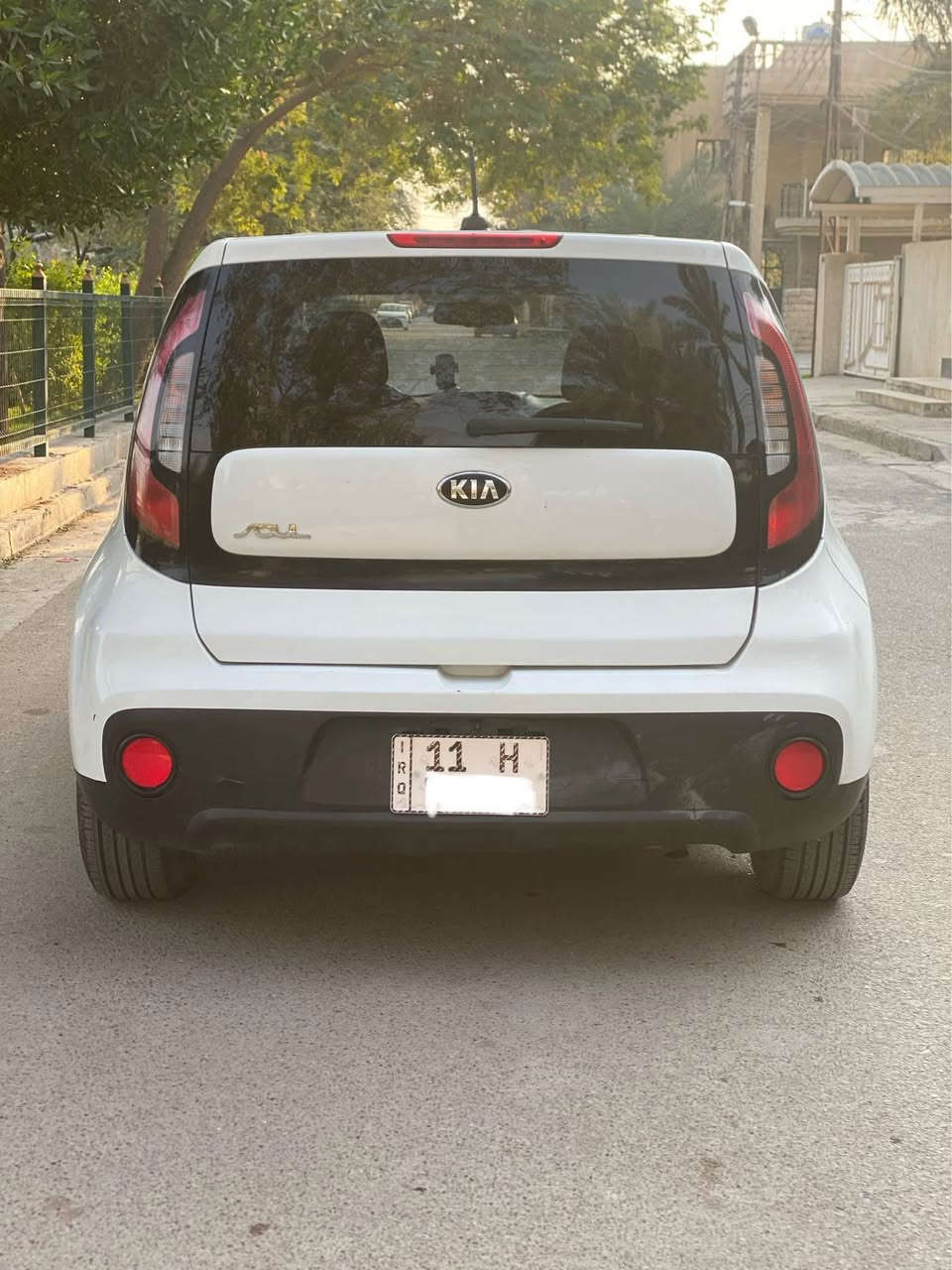 السلام عليكم 
للبيع فقط
كيا صول2017 حادثها جاملغ خلفي بدون دواخل بدون شواصي كما موضح بصور الحادث 
كير محرك تبريد صدر خير من الله مكينه 1600 GDi رقم بغداد دولي باسمي 
السعر المطلوب  118 وبيها مجال الجاد بالشراء يخابرني ويدلل مكاني بغداد/الدورة/المهدية الثانية 
***********  
 ابو علي . بغداد, العراق
