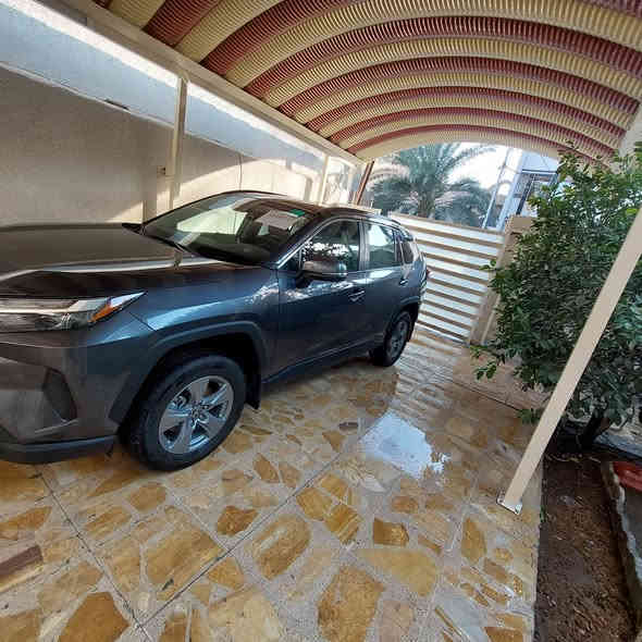 ‏2025 Toyota RAV4 Hybrid XLE
‏
مرقم بغداد 
تويوتا رافور 2025 XLE
السيارة فتحه 
السيارة. بجم كبس 
السيارة ماشيه :  2679mil
السعر :245$
ايرباك .برده 
حجم المحرك 4 سلندر (2.5L)
مواصفات XLE : فتحه
كشنات .كهرباء
كشنات . تدفئه 
ستيرن .تدفئه
جنطه. كهرباء  
بصمة ابواب
نظام سماعات JBL
تبريد قطعتين
رادار أمامي
تحديد مسار
رادار جانبي (نقاط عمياء)
رادار خلفي
اوتو ستارت (Auto start)
اوتو ستوب(Auto Stop)
هاند بريك بصمة
اوتو هولد(Auto Hold)
تحكم وضعيات القيادة ECO,NORMAL,SPORT
مانع انزلاق+ABS
حساسات خلفية+كاميرا
تحكمات استيرن
اشاير بالمري 
لايتات زينون و عدسه 
بلاكتور زينون 
تبريد قطعتين 
كامره.  خلفيه
وبقية مواصفات XLE المعروفة
مكان السيارة بغداد الكرخ / الغزالية
للاستفسار 
الاستفسار.
***********
***********
