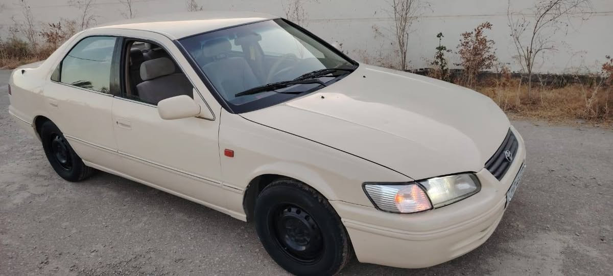 للبيع او مراوس كامري موديل ١٩٩٨ باسمي رقم انكليزي بغداد خليجي جاهزه مكينه كير حدادية مضبوغ عام أثر جراد.
السعر٦٥ وبيها مجال *********** مكان السيارة كربلاء باب بغداد
