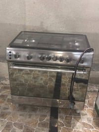 كاونتر جديد مستعمل شهر  طباخ نضافه 90% للاستفسار 07826922866 او راسلني...