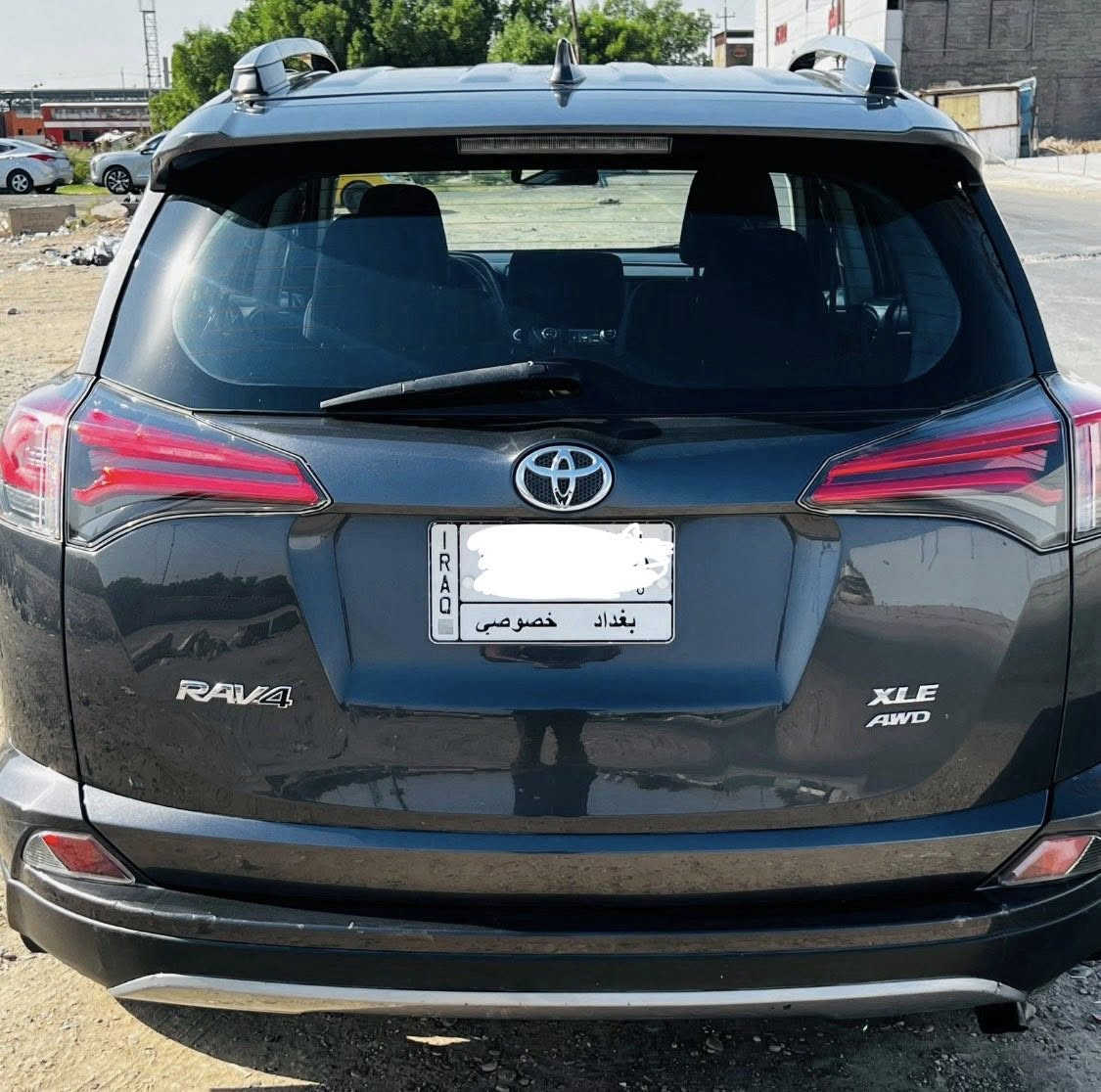 السلام عليكم

للبيع تيوتا راف4
الموديل 2018
وارد أمريكي
فول مواصفات XLE
حادثها من امريكا جاملغ وبنيد وبالعراق باب كلير وباب صبغ 
السعر 135 وبيها مجال
ما متواجد ع فيس 
بس واتساب واتصال 
***********
