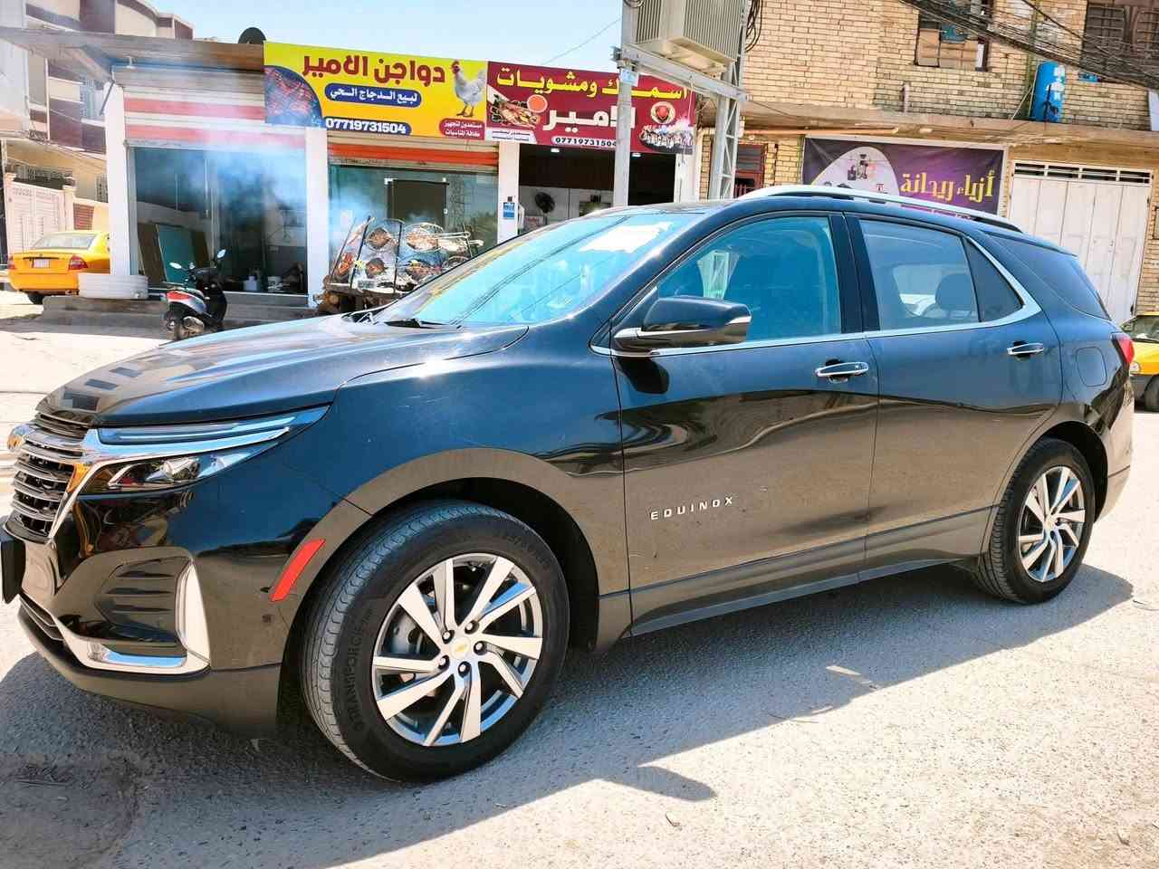 🚘 للبيع شفروليه كوينكس Premier AWD موديل 2022 🚘
⭐ أعلى فئة (فل أوبشن) ⭐
🎨 اللون: أسود

✅ محرك 1500 تيربو اقتصادي وقوي
✅ دفع رباعي AWD
✅ تشغيل بصمة وستارت
✅ دخول ذكي بدون مفتاح
✅ تشغيل عن بعد (Remote Start)
✅ كاميرات محيطية 360 درجة
✅ حساسات أمامية وخلفية
✅ رادار أمامي
✅ مثبت سرعة ذكي
✅ نظام المحافظة على المسار
✅ تحذير مغادرة المسار
✅ تنبيه الاصطدام الأمامي
✅ فرملة طوارئ أوتوماتيكية
✅ تنبيه النقطة العمياء
✅ تنبيه حركة المرور الخلفية
✅ فتحة سقف
✅ مقاعد جلد فاخرة
✅ تبريد وتسخين للمقاعد الأمامية
✅ تحكم كهربائي بالمقاعد
✅ شاشة كبيرة مع Apple CarPlay و Android Auto
✅ شاحن لاسلكي للموبايل
✅ شاشة معلومات ملونة بالعداد
✅ باب خلفي كهربائي
✅ مرايا كهربائية مع تدفئة
✅ إنارة LED كاملة
✅ جنوط رياضية أصلية
✅ نظام مراقبة ضغط الإطارات
✅ وسائد هوائية متعددة وأنظمة أمان متكاملة
تبريد قطعتين 
♥️رقم كربلاء 

📌 حالة السيارة:
وارد امريكي 
🔹 سيارة نظيفة جداً واستعمال بيت شبر جاملغ خلفي 

سيارة فل مواصفات جاهزة للفحص بأي مكان وللجادين فقط.
مكانها كربلاء 
📞 للاستفسار والمشاهدة التواصل على الخاص أو الهاتف
***********
السعر 185

