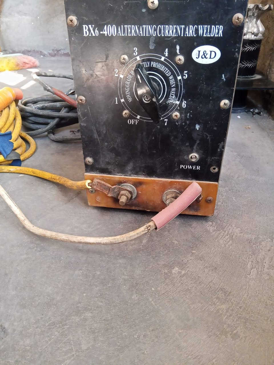 غراض للبيع المكان كركوك منطقة كوباني للاستفسار الاتصال على الرقم ***********
