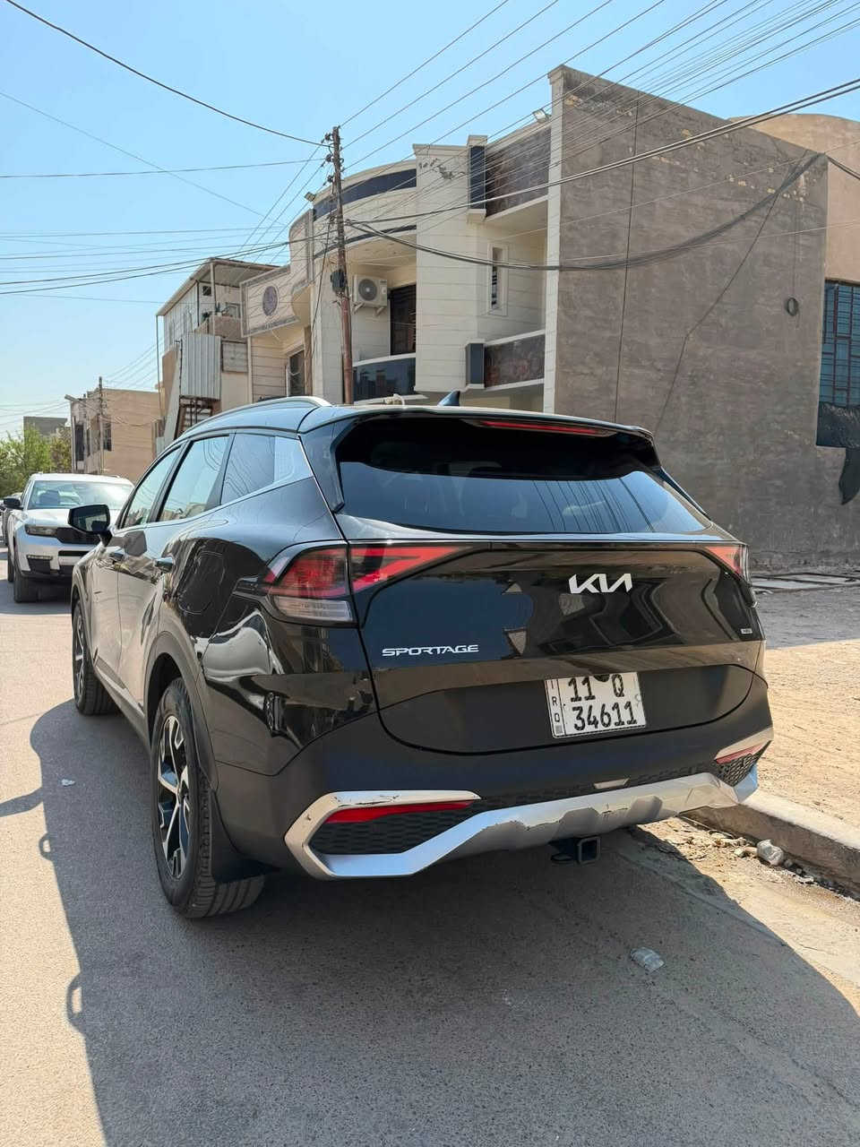 كيا سبورتج 2024 X-line نظيفة جداً
ماشيه 54 ألف 
حادث بنيد وتعديل بالجاملغ  
 مواصفاتها
بصمة : تشغيل - ابواب 
شاشة كبيرة على طول الدشبول دجتل كامل 
كيجات الكترونية متغيرة حسب الوضعيات انظمة القيادة : سبورت - سمارت -  مع ترحيب داخلي عند الصعود او المغادرة
. شحن وايرليس
هيتر امامي بلكشنات
 منافذ تايب سي عدد 3 مع 2 في الكشنات ومنفذ يو اس بي ومنفذ جداحة
هاند بريك بصمة
 اوتو هولد
. فول رادارات امامية وخلفية وجانبية
مانع اصطدام خلفي وحساسات
 تحديد مسار ذكي
 قيادة أليه ذكية
 نقطة عمياء
 كروز سرعة. تدفئه كشنات
كشن السائق كهربائيّ 
 اشاير بالمري
 تشغيل عن بعد 
شاشة لمس متغيرة لتحكم الميديا او لتبريد
. ستيرن فول تحكمات
وبعد بيها مواصفات
رقمه بغداد   بأسمي  تحويل ثاني يوم
العنوان بغداد  
الهانف***********
