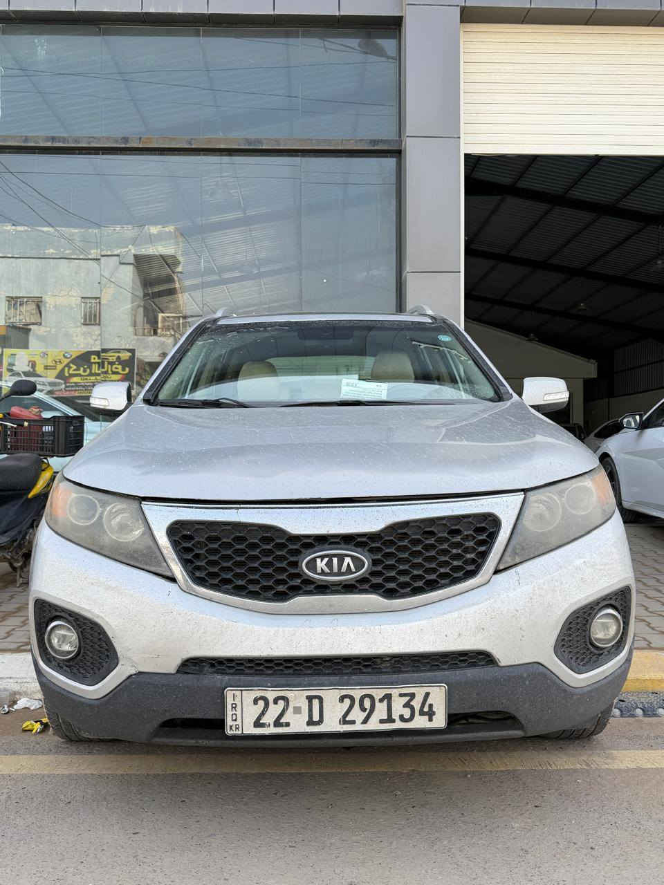 سورنتو ٢٠١٢بنوراما رقم اربيل سنويه بسمي سياره نضيفه حلوه بيها صبغ جاملوغ وشبر براس البنيد محرك ٤سلندر السعر ١٢٥وبيها مجال للاتصال*********** مكاني تكريت الديوم
