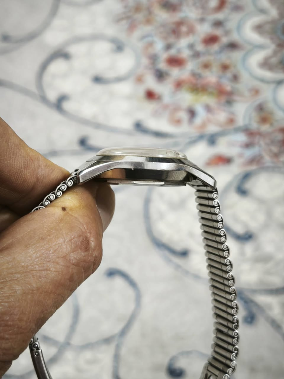 السلام عليكم..
ويست اند اوتماتيك سويسري نظافه ممتازه
القطر ٣٤ بدون الزمبلك
توجد بعض الرتوش على الجامه عند تقريب الصوره
السعر ١٥٠ ألف دينار


**إذا كنت صاحب هذا الإعلان وتريد حذفه لأي سبب، رجاءا أرسل رسالة إلى الدعم الفني**