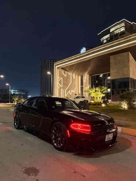 السلام عليكم 
جارجر دايتوانا موديل 18 

فول مواصفات للاخير : 
فتحة 
كشنات دايتوانا 
كشنات خزن + كهرباء 
كشنات تبريد وتدفئة امامي + خلفي تدفئة 
رادارات جانبية 
نقطة عمياء 
دمام خلفي 
وباقي المواصفات المعروفة 

حادثها جاملغ وبنيد فقط  من امريكا 

مكانها حي الجهاد 
للاستفسار :***********
السعر ١٧٧ ورقة وبيها مجال جداً بسيط
