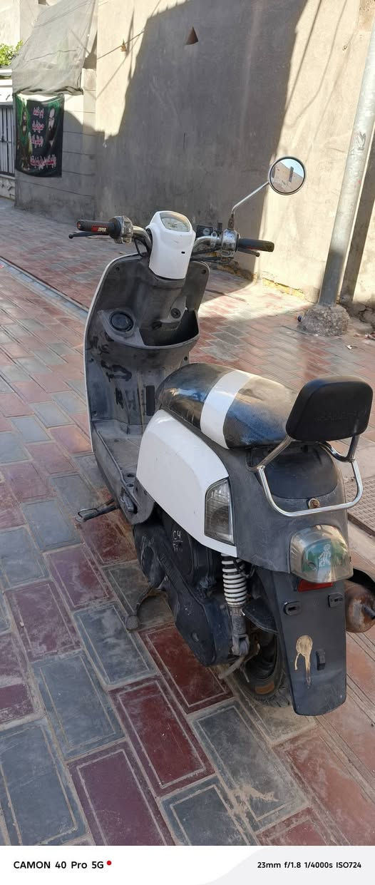 دراجه نوزل مكفوله من كلشي مامفتوح بيه برغي كهربائيات كله شغاله نكره سلف السعر 750 وبيه مجال ***********
