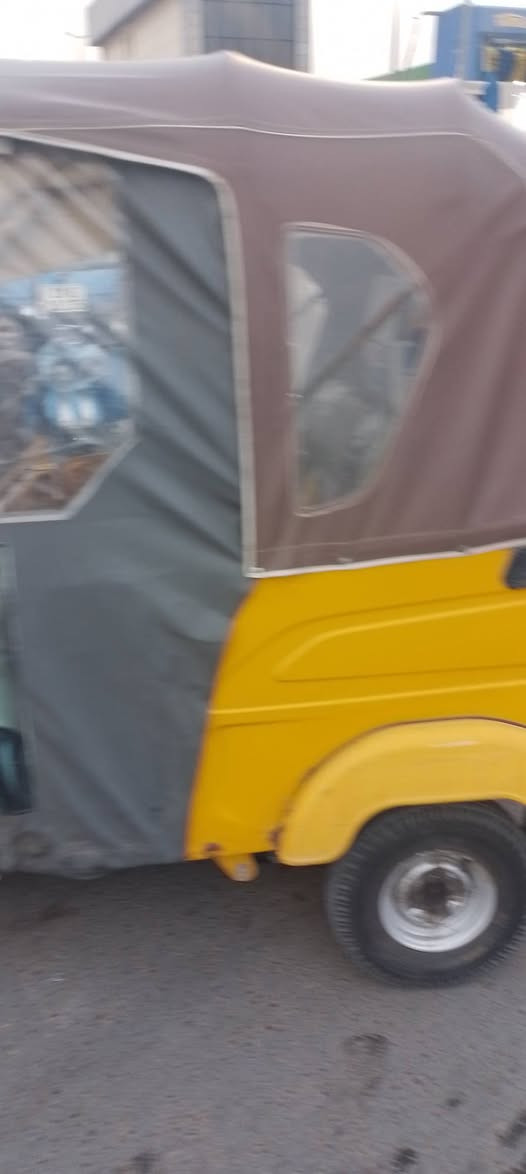 ياالله تكتك للبيع  سعر  ٧  مرقمه اصفر  كامله  مكفوله  محرك اكسن سنويه  بسمي  عنوان بغداد كرخ  تقاطع درويش اعلام


**إذا كنت صاحب هذا الإعلان وتريد حذفه لأي سبب، رجاءا أرسل رسالة إلى الدعم الفني**