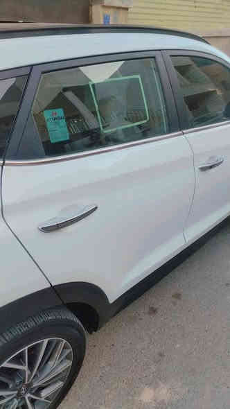 السلام عليكم شباب
توكسان 2020
kmماشيه 67
حادث مرفق بالصور
اللون ابيض 
الموصفات 
فول واحد عله واحد 
بنوراما 
5 عدسات 
نقطة عمياء 
كشنات الامامي كهرباء تدفئه تبريد
قطعتين تبريد
تحكمات ستيرن 
رادار امامي 
حساسات خلفيه
كامره خلفيه 
رقم بغداد 
السياره معروضه 21 وبيه مجال يعني 210 
علماً مكلف بالنشر اتصل ع الرقم هذا
***********
