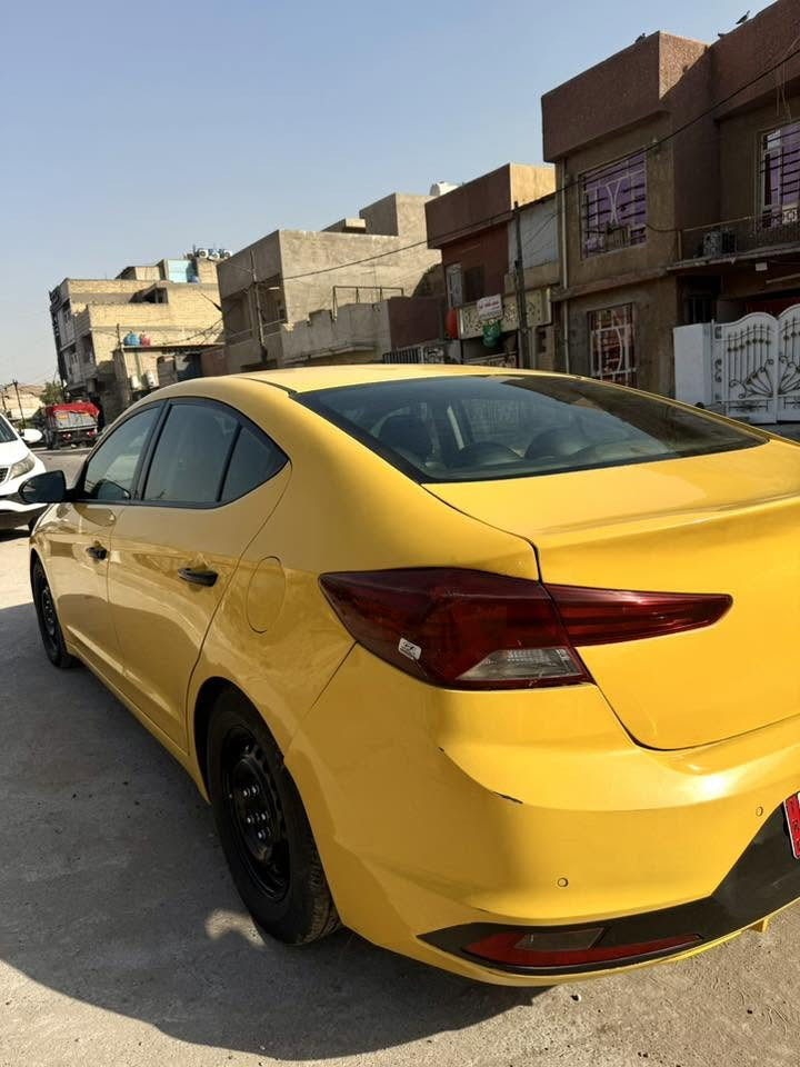 السلام عليكم
النترا موديل 2019 للبيع 

رقم بغداد بأسمي 

وارد امريكي حادثها موضح بالصور
ليبل واحد بدون تبديل وبدون ايرباك 

محرك 2000 دوش 

السيارة نظيفة واحلى من الصور بهواي مال جناي ما بيها اي نقص محرك كير كله مكفول 

ماشية 82 

مكانها بغداد ساحة مظفر 

للأستفسار اكثر الاتصال على الرقم 

***********
