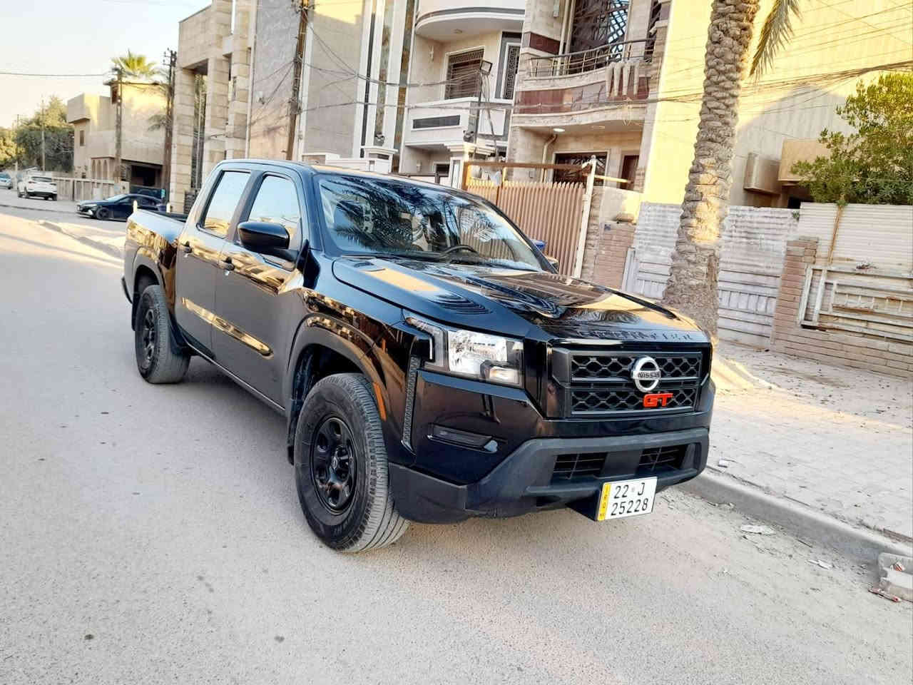 ﷽
السلام عليكم 
نيسان بيكم فر ونتير دبل قماره موديل (2022) وارد أمريكي
محرك ( 6 ) سلندر ( 3800 )
محرك وگير خير من الله 
رقم أربيل 
سنوية بأسمي جديدة
حادثها جاملغ وباب فقط من جهه الأيسرى صبغ فقط باب وجاملغ بدون داخل اريرباكات سليمه 

شاشة كبيرة
تحكم ستيرن جهتين
نقطه عمياء رادار خلفي و أمامي 
وتوقف ذاتي 
كاميرا خلفية
حساس خلفي
وباقي المواصفات معروفه 
مسوي صيانه كاملة للسيارة

ملاحظه ،،!
صور الحادث مرفقه مع الصور السياره 
ومراوس حسب الرغبه ،

العنوان : بغداد 
الهاتف : *********** وات ساب 
            ***********
