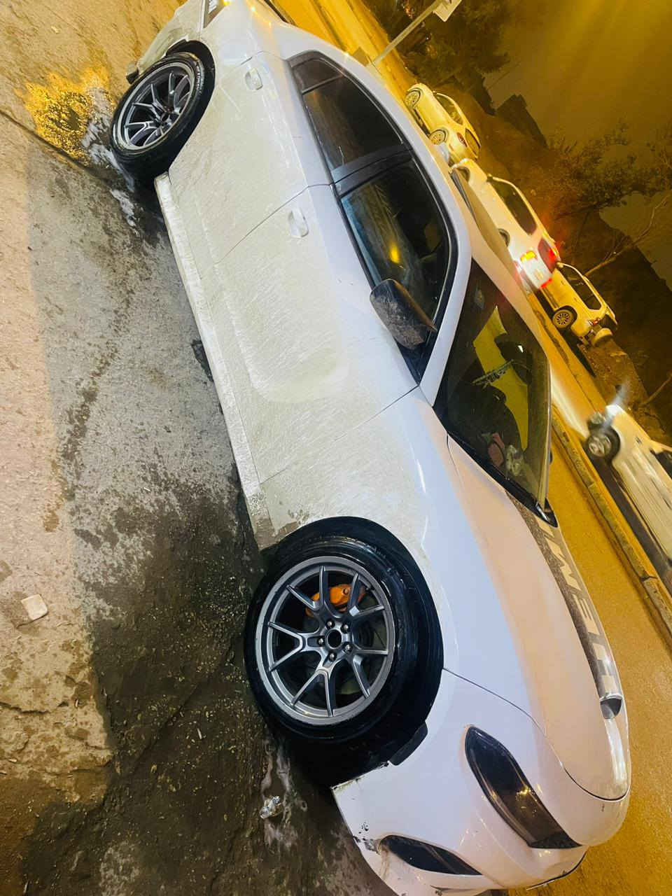 سلام عليكم جارجر للبيع موديل 2018 أصل فول واحد على واحد  حادثة داخل المنشور وبالعراق بيه مكانات صبغ بسيطه مكينه 5700 كير حداديه تخم تاير تبريد كله جديد رقم بغداد سنويه لل27 بسمي السعر 164وبيه مجال مكاني بابل ‏‪***********‬‏
