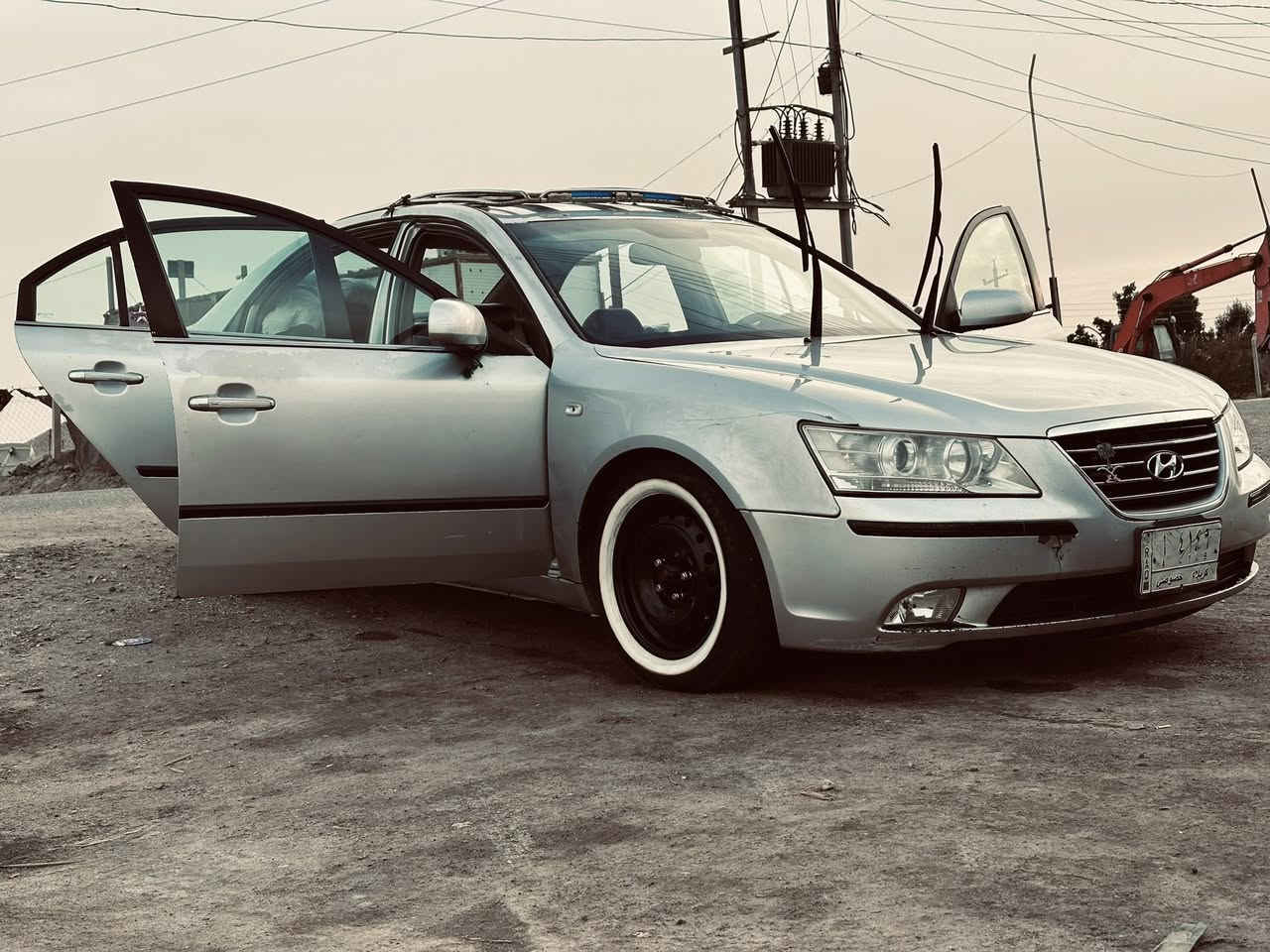 سلام عليكم سوناته 2006امريكي سياره جارده قليل لل تواصل فقط***********
