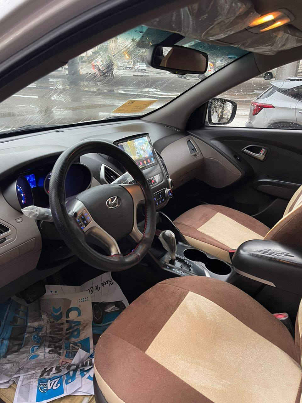 شباب عندي توسان 2012 خليجي محرك 2000 دوش بيه صبغ جاملغ خلفي وربغ الباب أثر طخه بصيطه والباقي كفاله كير ومحرك كفاله حداديه تتدفئه وتبريد كهربائيات جاهزه رقم انبار دولي باسمي سنويه جديده *********** بغداد, العراق
