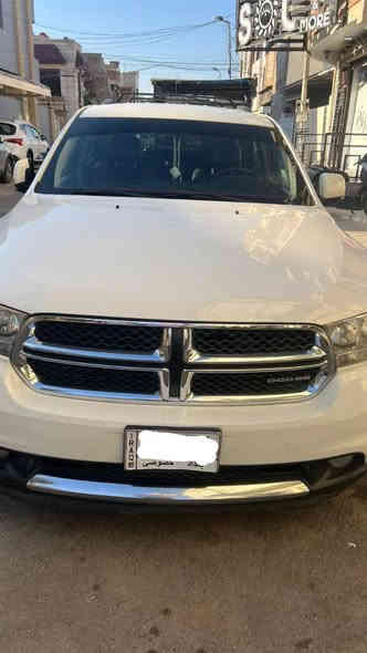 السلام عليكم عندي دوج دورانكو 2012  مكفول  
🛑(المواصفات)🛑
1.محرك 3.6
2.شاشة كبيرة 
3.شاشة قلابة 
4.حساسات خلفية
5.كامرة خلفية
6.مثبت سرعة 
7.تحكم ستيرن جهتين 
8.منفذAUX
9.منفذ USB
10.مشغلCD
11.مصابيح اوتو 
12.تبريد ثلاث قطع
13.مري كهرباء 
14.ويل حجم 18 
15.تراكشن كونترول 
16.طي تجوة الراس مقاعد الصف الثالث كهرباء 
17.كشنات قماش مغلف جلد رصاصي 
18.تحكم قوة انارة الدشبول 
19. غطاء البانزين كهرباء 
20.كشافات ضباب 
21.تخم تايرات جديد 
22.رقم بغداد 
مكان السيارة بغداد 
رقم تليفون ***********
السعر ١٩٥$
