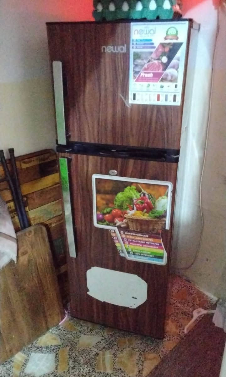 الثلاجة سعره ب125. وابيه مجال والطباخ100 75 وابي مجال والبرد60 وابي مجال والثلاجة100 وابيه مجال والمكنسه الكهربائيه سعره ب55 وابيه مجال والغسالت الصحون ب150 والغساله الحجم الكبير سعره200 وبيه مجال ماخذيه 400 مكانهن الغرض نجف


**إذا كنت صاحب هذا الإعلان وتريد حذفه لأي سبب، رجاءا أرسل رسالة إلى الدعم الفني**