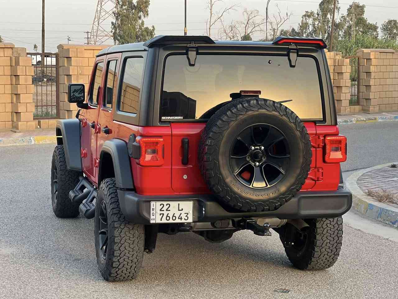 السلام عليكم
للبيع او مراوس رانكلر V6  فول
سياره جاهزه من كل نقص ماشيه 79mi 
عليه ترفيع بلادي من امريكا 
دبلات Fox تخم تاير ويل كودير.  لايت لد امامي كشاف لد 
سياره جدا نظيفه وجاهزه 
حادثه باب خلفي وشويه بالدوسه بدون ايرباك ونرش باب امامي 
صور حادث متوفره  وسونار 
مكاني بابل حله    السعر 218 وبي مجال وبخدمتك 
***********
