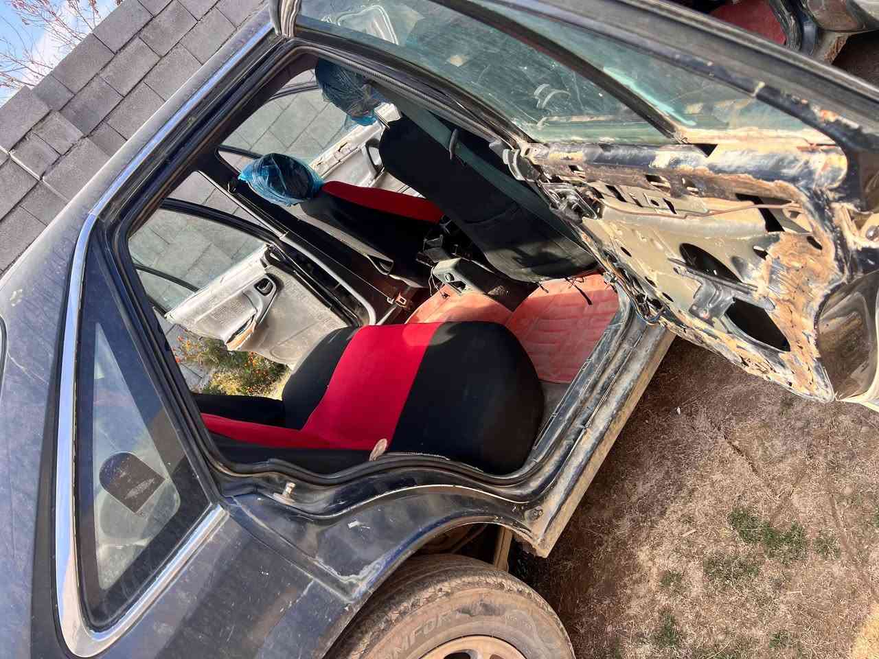 السلام عليكم دايوو للبيع
كير محرك شرط فحص بغداد صدرها زين كهربائيات شغالة
للاستفسار الاتصال على الرقم ***********
***********
