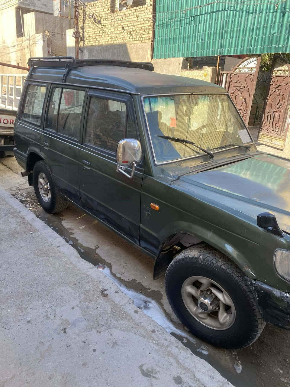 سلام عليكم خوانه كالوبر موديل 1999 قنبورهة سياره بسمنهة ررقم ديالئ مشروع وطني سياره تخمت تاير جديد سياره شعار اي استفسار تصال على هاذة رقم *********** العنوان بغداد مدينة الصدر الاورفلي
