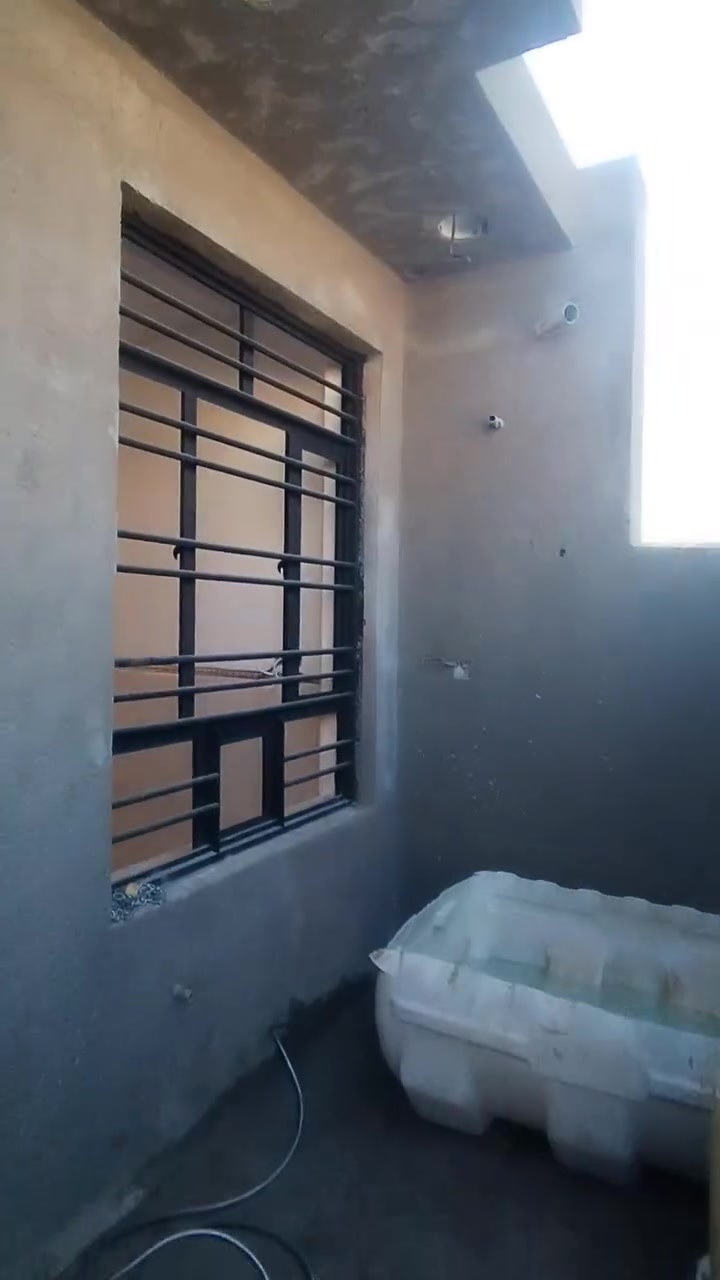 سلام عليكم البيع بيت زراعة في الشهداء البياع شارع المولد رزاق العامري بناء طابوق جديد اتصال على الرقم *********** وتساب
