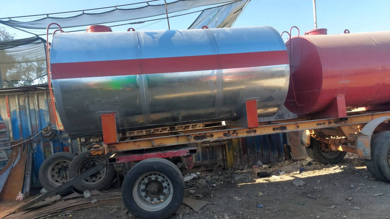 ***********للبيع جميع نواع الخزنات.
