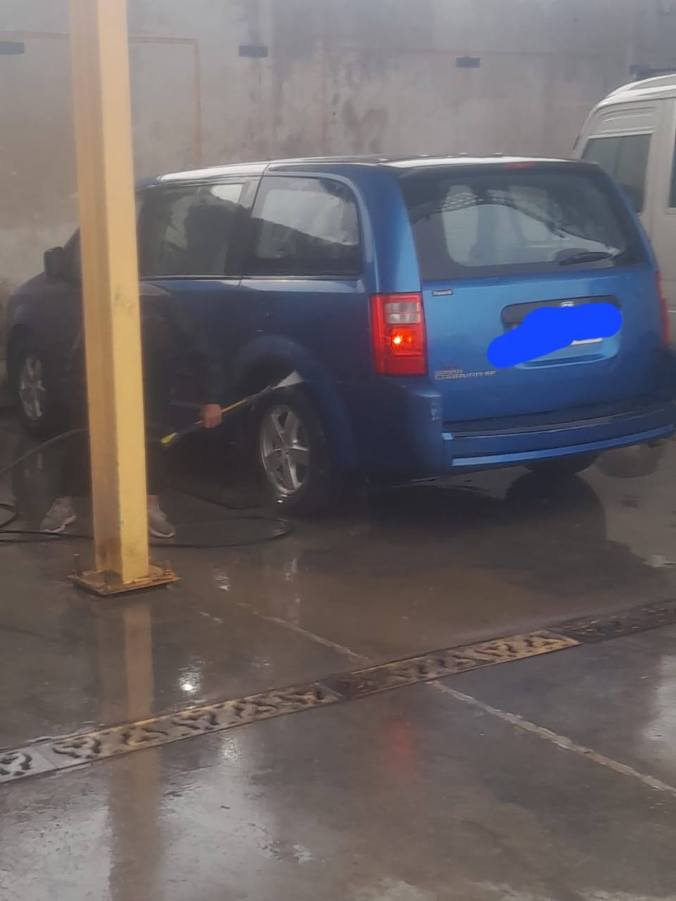 سلام عليكم دوج كرفان للبيع
بغداد بسمي تحويل مباشر مكينه جديده لوك صدر جديد لوك معمره جديد تخم تايرات بالباكيت مكان بغداد *********** سعر ٩٥ بيهه مجال للطيبين
