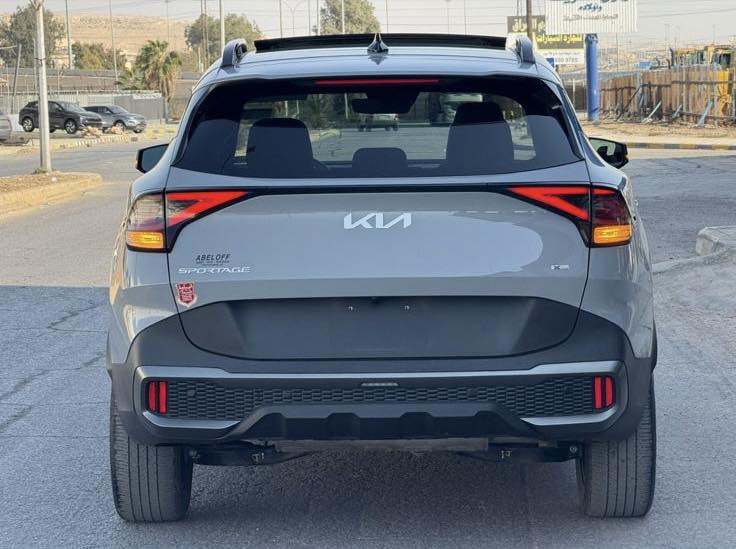كيا سبورتج موديل 2024 اكس لاين بدون ايرباك ماشية 10 ألاف محرك 2500 GDI الحادث موضح بل صور قبق الجنطة مصلحة ومصبوغة نفسها فقط الباقي كفالة عامة من الصبغ والتبديل وغرق والايرباك السيارة كلها لييل واحد المواصفات الاكس لاين بانوراما بصمة شاشة متصلة سايد بريك بصمة شحن لاسلكي تشغيل عن بعد كشنات جلد كشنات تدفئة وكهرباء جنطة كهرباء رادار امامي رادار خلفي وجانبي لايتات عدسات تحكمات ستيرن توقف الذاتيي السيارة حاليا في عمان المنطقة الحرة 🇯🇴 بعد الاتفاق ٣ايام توصل بغداد تريدها مطروح عمان ترهم تريدها واصل بغداد حرةة ترهم وترهم على كتاب الشهداء - للاستفسار -***********
