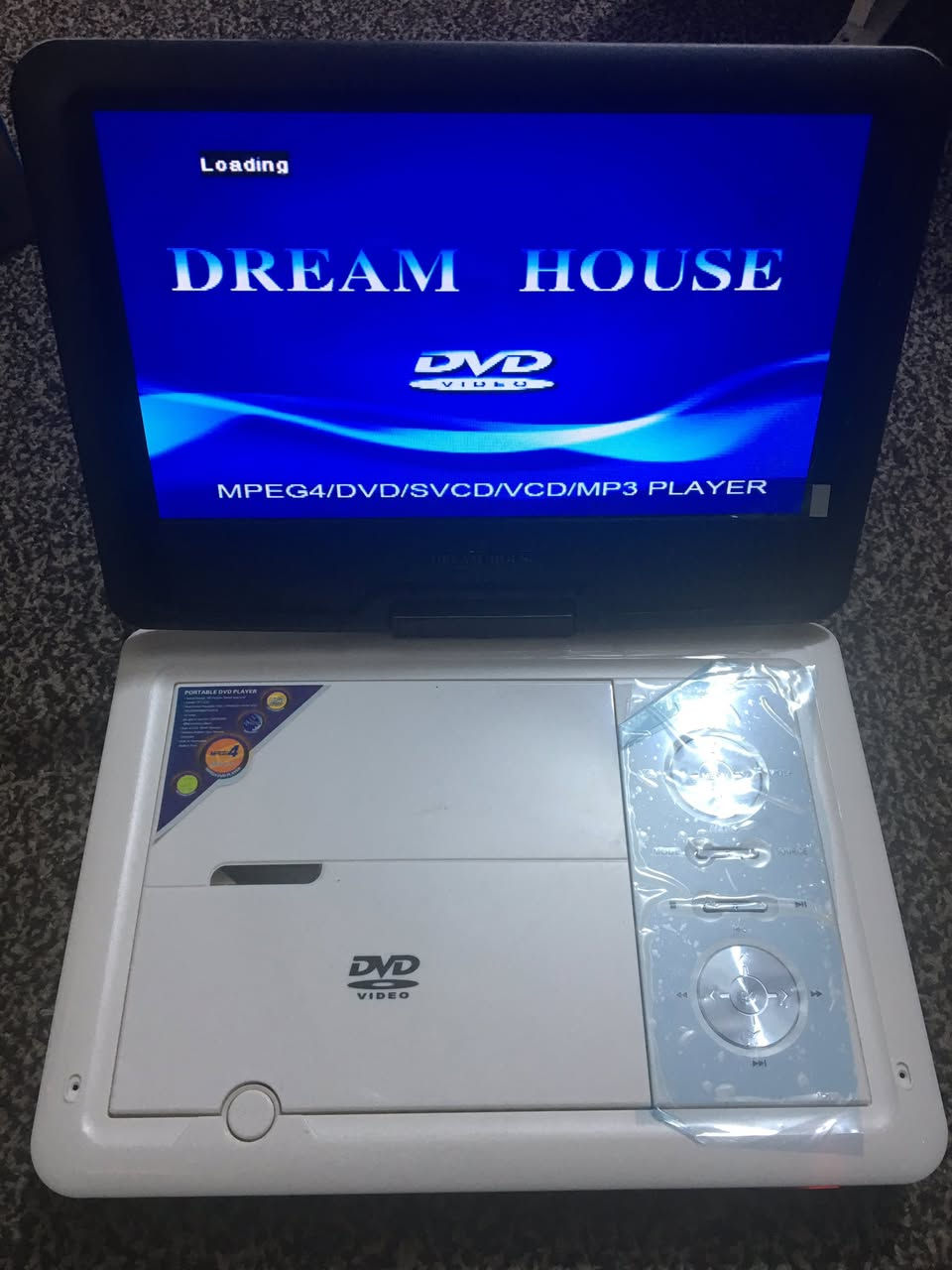 دي في دي بالكارتون استخدام قليل نظيف كامل ملحقات يشغل سيكا وبلي ١ وبلي ٢ وستلايت سعره ٣٠ 
تحياتي للجميع


**إذا كنت صاحب هذا الإعلان وتريد حذفه لأي سبب، رجاءا أرسل رسالة إلى الدعم الفني**