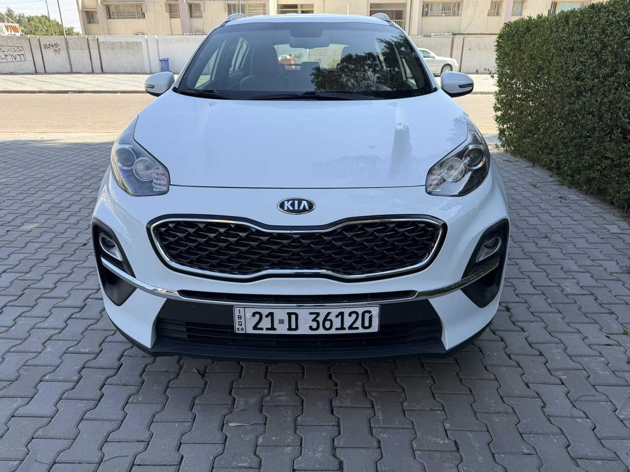 سلام عليكم كيا سبورتج 2021 سيارة جديد بوضع الشركة اب اسمي رقم سلمانية تحويل وكال نص فول معروفة موصفاتها تخم تاير جديد بدون صبغ بدون رصعة ماشية 70 الف مكاني بغداد حي جامعة السعر 208 ورقة وبيه مجال بسيط ***********
