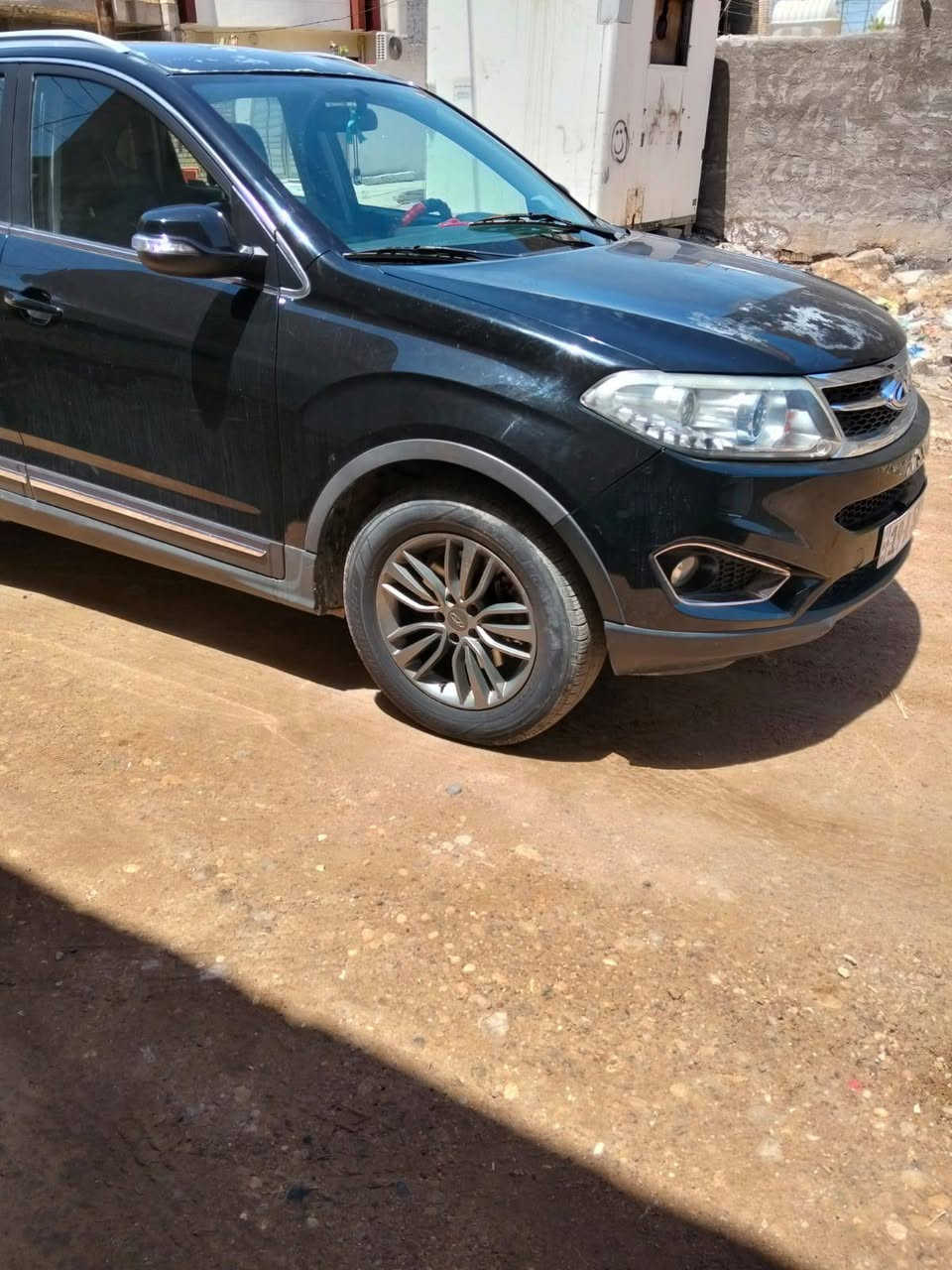 السلام عليكم
تيكو 5 
موديل 2018 
شاشه حساسات 
محرك 2000
كير 7 نمر  cvt قوي 
سيارة كفاله عامه  قطره صبغ ما بيها 
غرفتها نظيفة  كاعيه كشنات جلد 
فقط محرك بي بخار قليل 
تراي مفتوح 
مكان سيارة بغداد تحويل بغداد 
سيارة حرة 
عارضها 83 وبيها مجال تجي تشوف سيارة تقتنع بيها وبيك خير وتدلل
***********
متوفر واتساب
