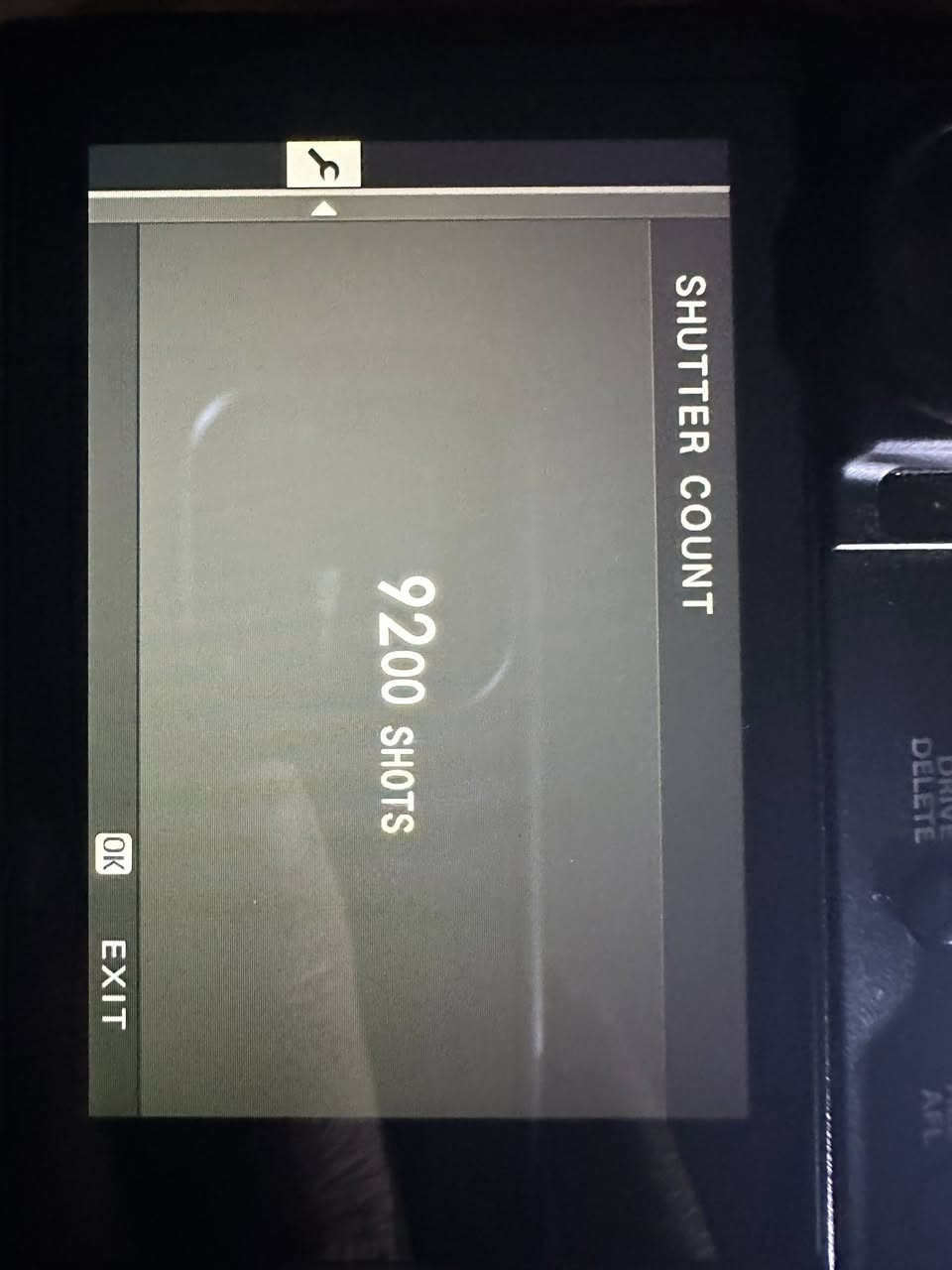 Fujifilm x100vi للبيع فوجي فلم
دقة 40.2ً megapixel
Built in nd filter
Leaf shutter
Ibis
مع الكثير من المواصفات الاضافية
شتر 9200
بطاريتين وشاحنة خارجية
فلتر urth 1/4 black mist 
Lens hood square by haoge with adapter
ذاكرة 256 gb
Thumb grip عدد ثنين بتصاميم مختلفة
ستراب حبل كاميرا زيتوني 
سعر الجديدة بمليونين و٥٠٠ حالياً وبدون جميع الاضافات المذكورة اللي سعرهن ٤٠٠+ الف
للبيع بسعر مليونين و٢٠٠ مع جميع الاضافات
مكاني بغداد
المهتم يتفضل خاص


**إذا كنت صاحب هذا الإعلان وتريد حذفه لأي سبب، رجاءا أرسل رسالة إلى الدعم الفني**