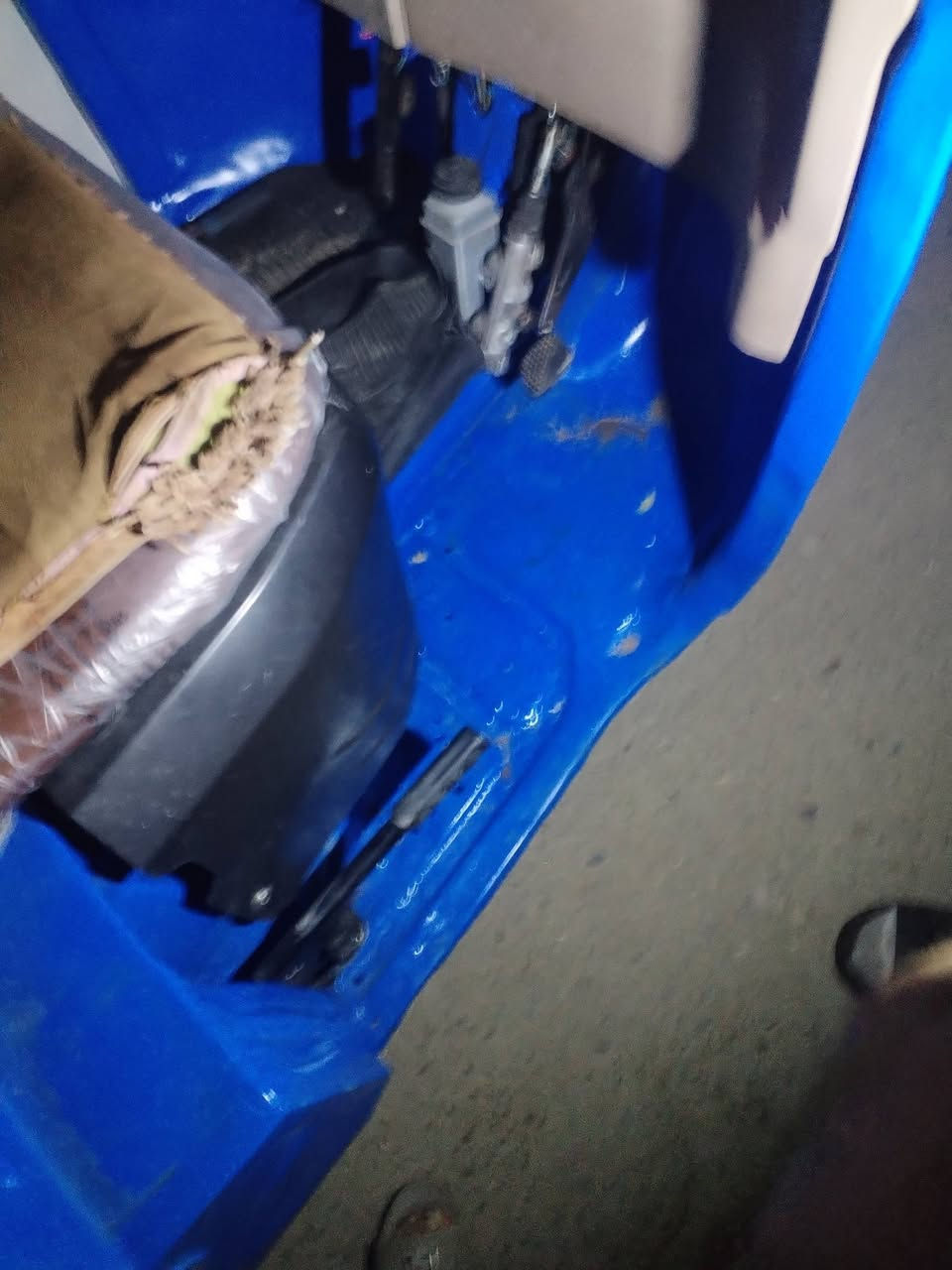 تكتك واحد وعشرين شهر ١٢ مرقمه تحويل ثاني يوم تكتك بدايت بكن معمره صفحه ولغد مصبوغه عام سعره٧٢٠٠ وبيه مال ***********
