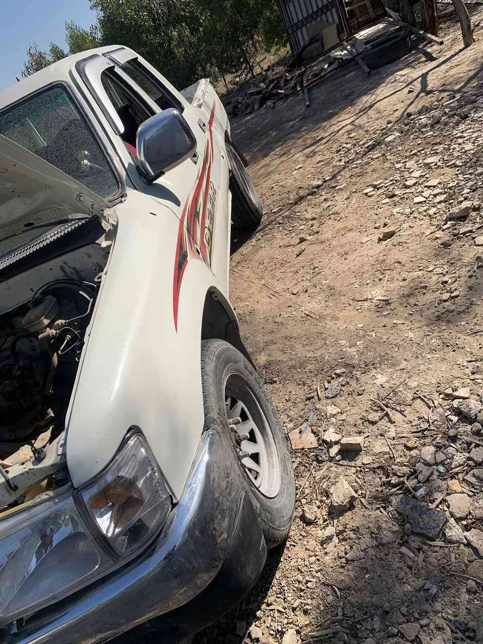 السلام عليكم بيكم دير 2006معمره جديد ويرادلهه ترتيب رقم كربلاء تحويل مباشر مكينه كير اكسل شرط بلاديه وشغاله وبيهه نقوصات جدا قليله 
*********** حسين ابو علي 
عنوان سياره بغداد
