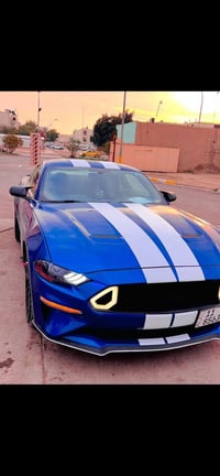 موستنك 2018 وارد أمريكي  3 قطع صبغ  سعر 140وبيه مجال  07714934323