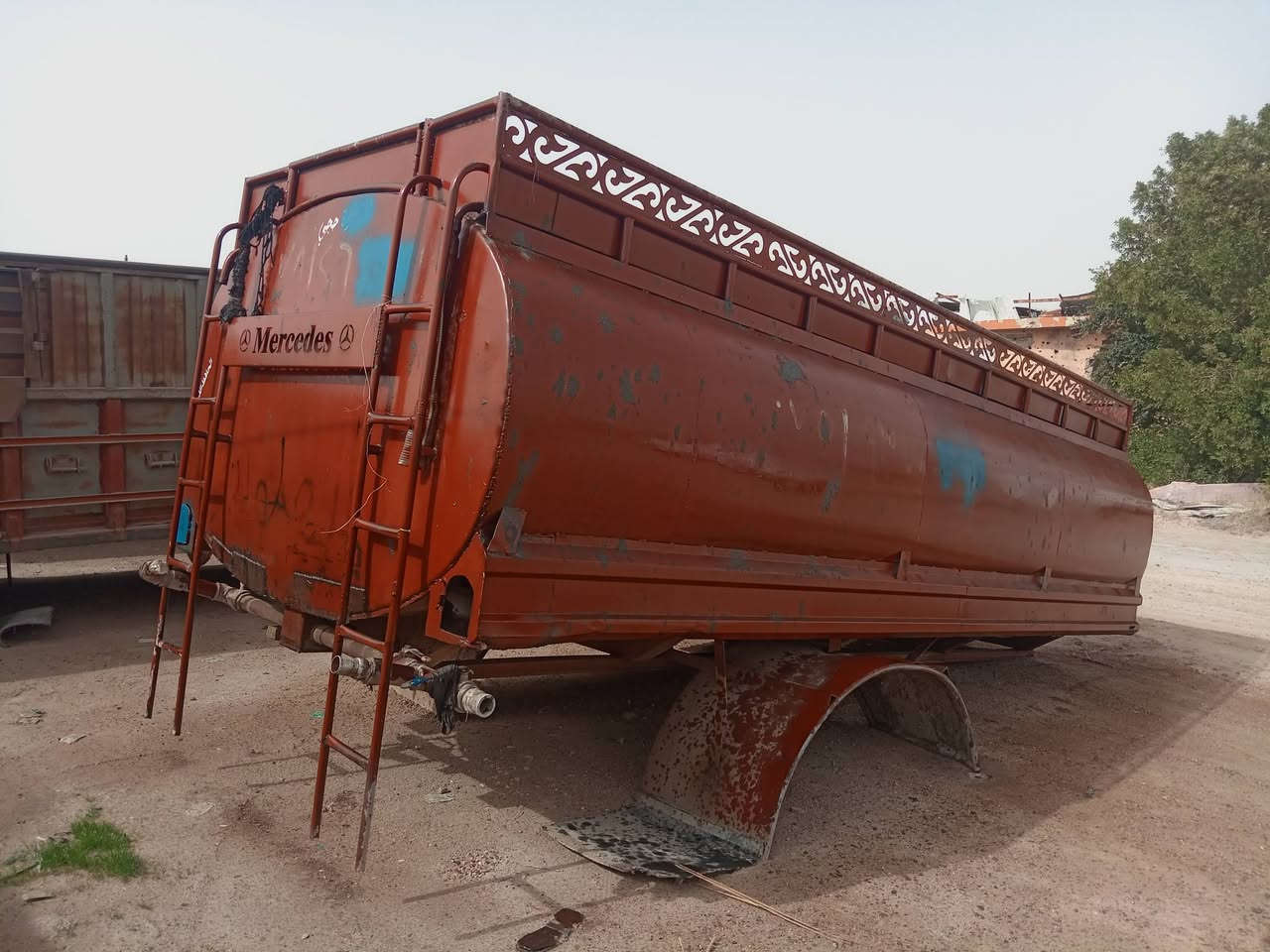 السلام عليكم تانكي مال اقجم طويله جديد بعده *********** 
*********** مكان الفلوجه
