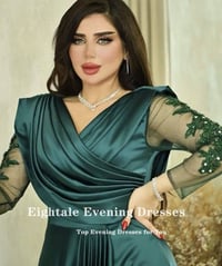 فستان • قياس ٤٤ • استعمال مرة وحدة