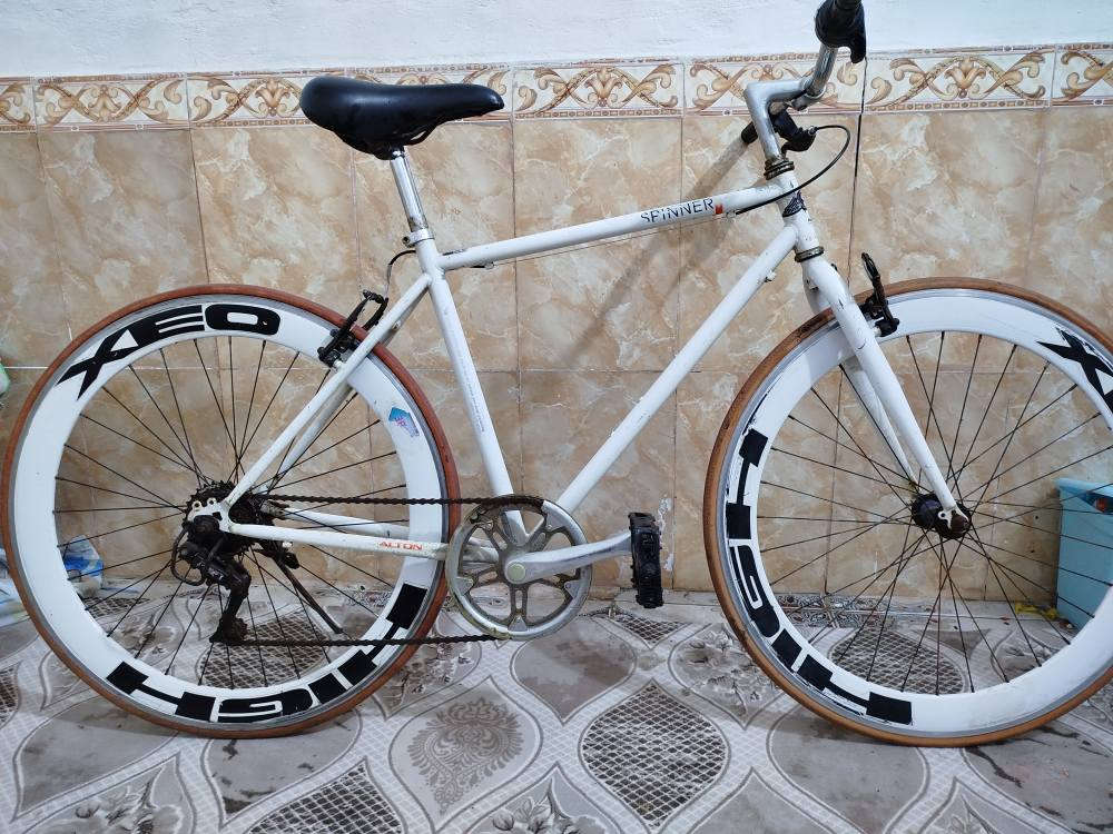 دراجه هوائيه 
نوع (سبنر)
بحاله ممتازه ناصرية, ذي قار


**إذا كنت صاحب هذا الإعلان وتريد حذفه لأي سبب، رجاءا أرسل رسالة إلى الدعم الفني**