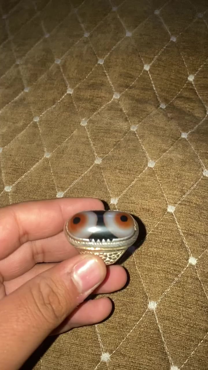 سليماني عينين صريحه قديمه كلش سعر ١٥٠وبيه مجال يوجد توصيل


**إذا كنت صاحب هذا الإعلان وتريد حذفه لأي سبب، رجاءا أرسل رسالة إلى الدعم الفني**