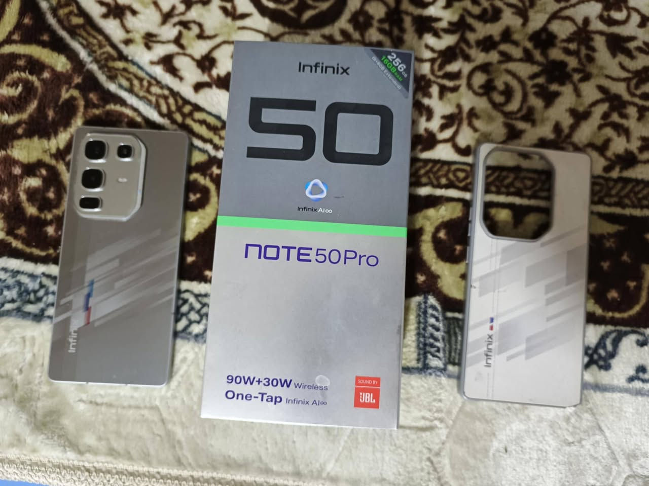السلام عليكم موبايل انفنكس نوت 50 برو ذاكرة 256 رام 8 جهاز نسخة BMW جهاز نظيف مثل ما بل الصور السعر 260وبي مجال العنوان النجف الأشرف الرقم ***********
