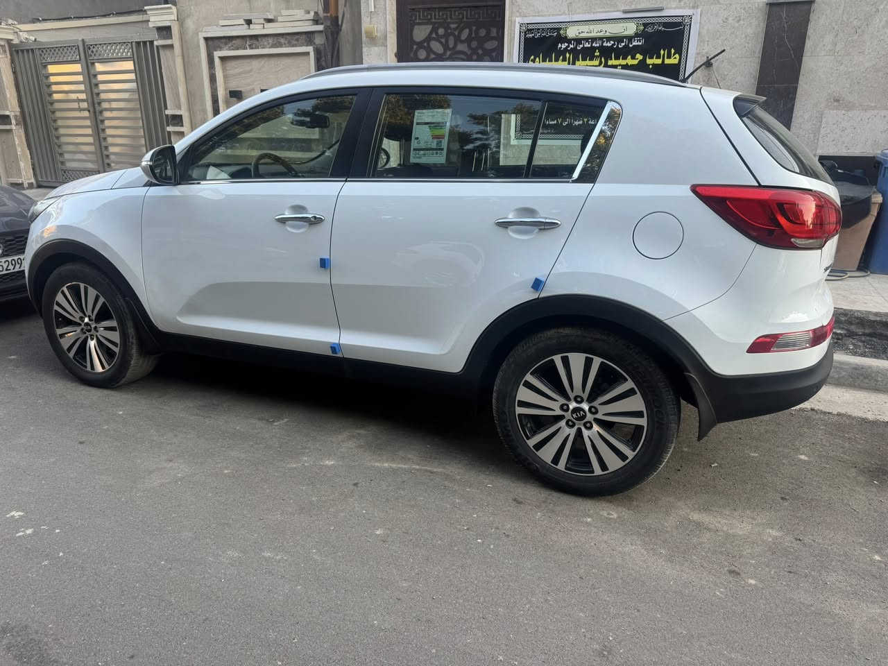 كيا سبورتج 2015 شركة العامة ماشية 110 مكفولة من الصبغ بارد فقط محرك كير تبريد كفالة المواصفات العادية مكاني المنصور او علي الصالح السعر 159$ ***********
