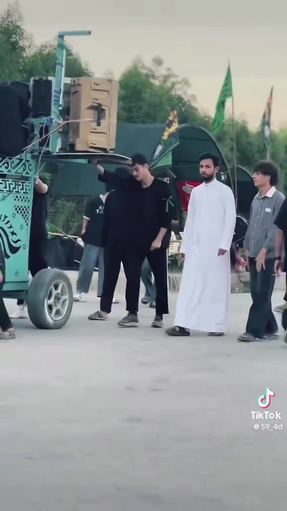 عربانه دخوليات مرتبه مترين بمتر تاخذ ١١سماعه للبيع
***********
