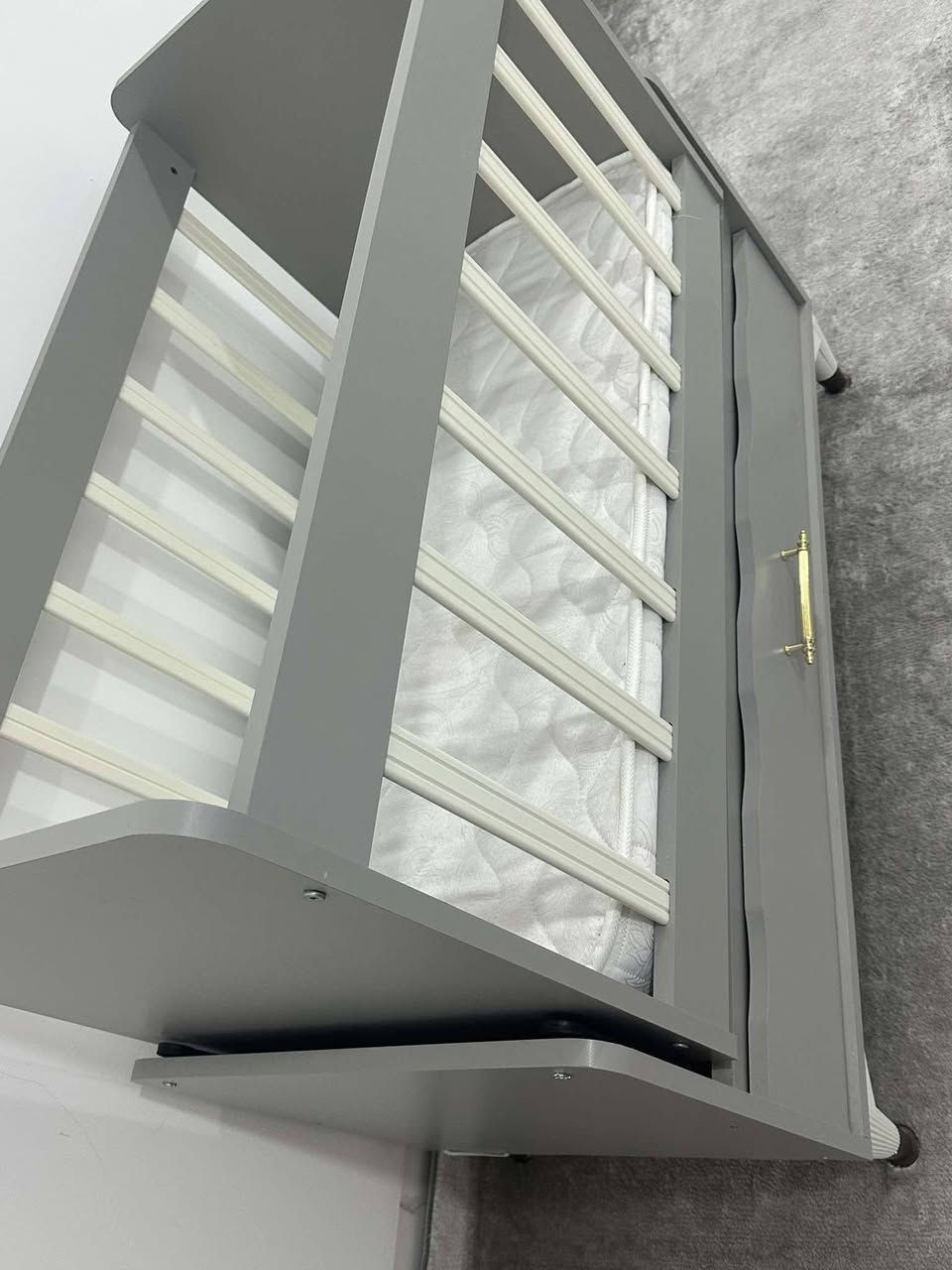 سیسەمی منداڵان بۆ فرۆشتن 
زۆر خاوێن و جوانە بە دۆشەکەوە 
نرخ ٩٠ هەزار
چوارقورنە


**إذا كنت صاحب هذا الإعلان وتريد حذفه لأي سبب، رجاءا أرسل رسالة إلى الدعم الفني**