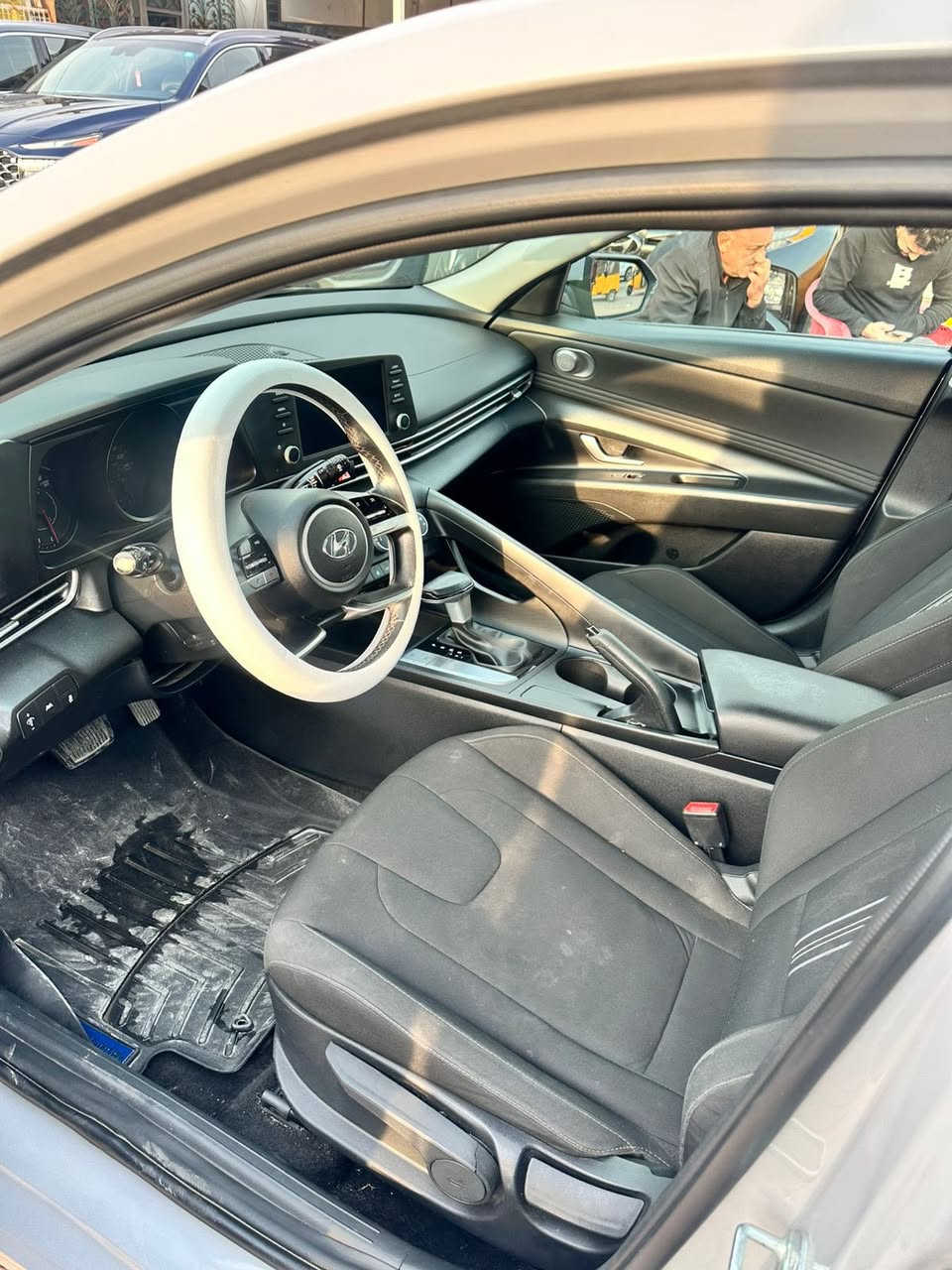 النترا 2023 ماشية 11الف وصل حديثا
هزة وسنوية جديدة حادث موضح بالصورة ارباك بردة فقط السعر 165$ وبيها مجال الاتصال ***********
