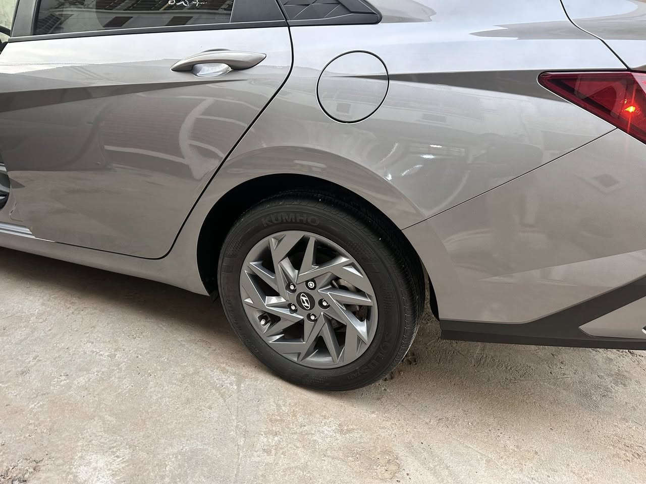 ‏سلام عليكم النترا  موديل 24البيع  وارد أمريكي   سعر 158 
بكان سياره  بغداد دوره  لاستفسار على رقم 
***********￼
