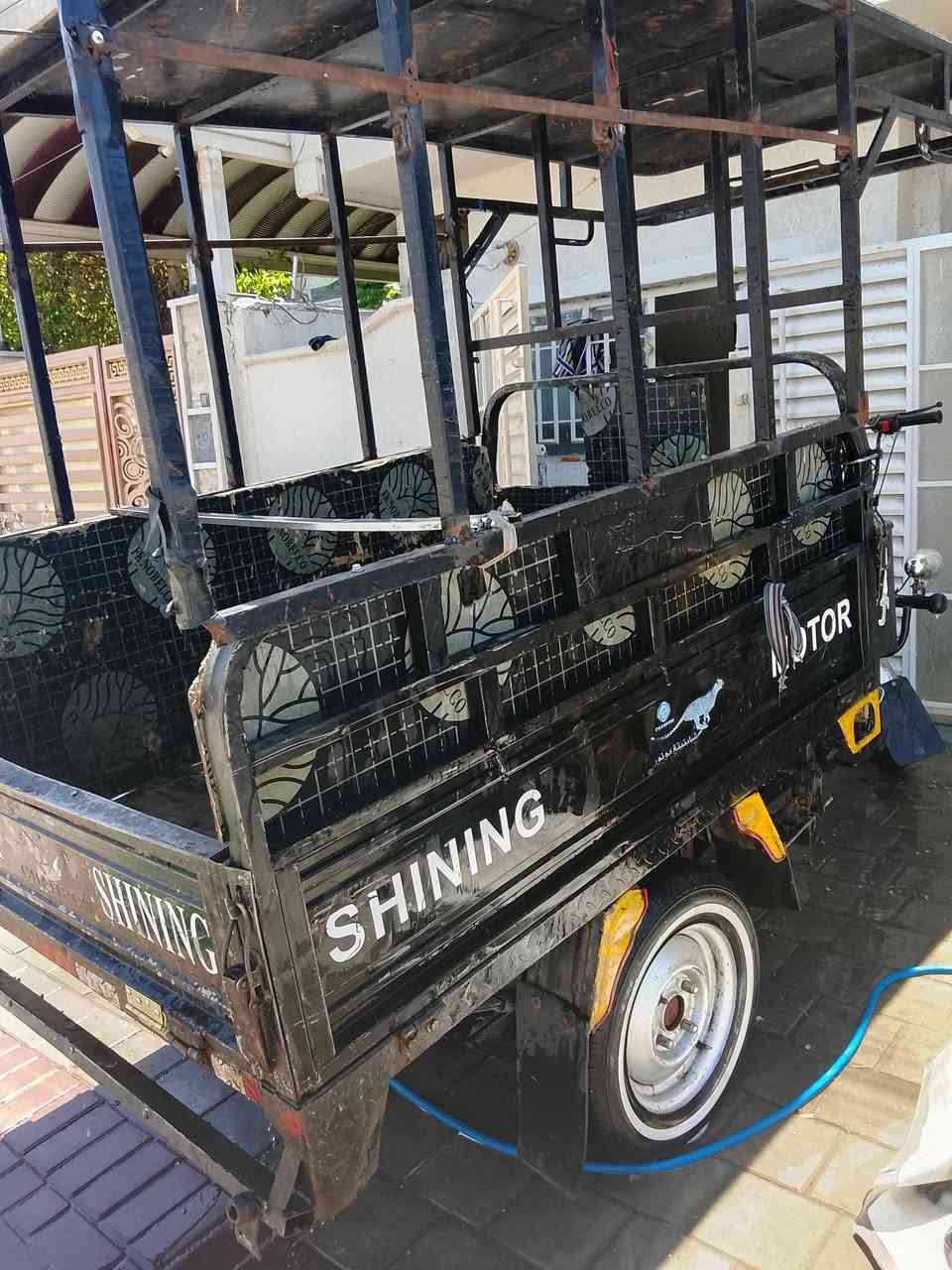 ستوته البيع مديل 23 سعر مليون 800وبيه مجال مكان بغداد شعب حي سومر شارع مدارس 
تفاصيل تصال ع رقم 
***********
