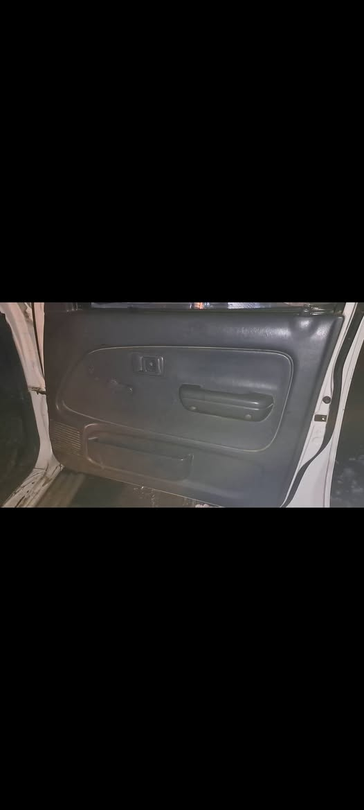 بؤنيت ولايتو عه ته رو سه كنو ده عاميو ده عامي دواوه و به ك لا يت و به ركي ده ركاو جامي لاي سايه ق و مه كينه ي جامه كاني بيشه وه و كؤمه لي ئه شيايتر ***********له سليمانيم السليمانية, العراق
