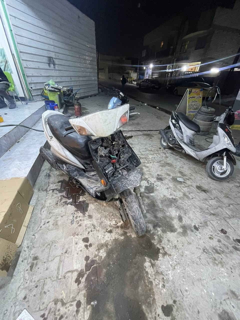 سلام عليكم سكنس فحل لبيع طلاعات لبيع دراجة كوم حديد بس دراجة شغالة نكرة اوراقهة موجودة سعر ٢٥٠ وبيهة مجال مكاني شعلة @إشارة رقم ***********
