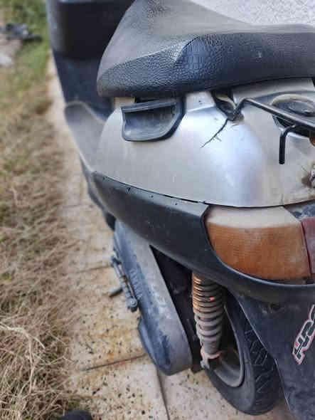 سلام عليكم ماطور بوتين للبيع جديد كلشي مابي بس متروك شرط مكينه مامفتوه يحتاجله ترتيب خارجي فقط
كهربائيات كلها شغاله 
شرط نكره سلف 
كيجاتو شغاله 
سعر من الاخير مو  شراي لا يدوخني 200 وسعره حيل مناسب ركزو  مكينه مامفتوحه وتحياتي ما متواجد على النت  
*********** بي واتس
